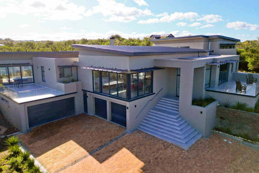 5 Bedroom Property for Sale in Pezula Private Estate Western Cape